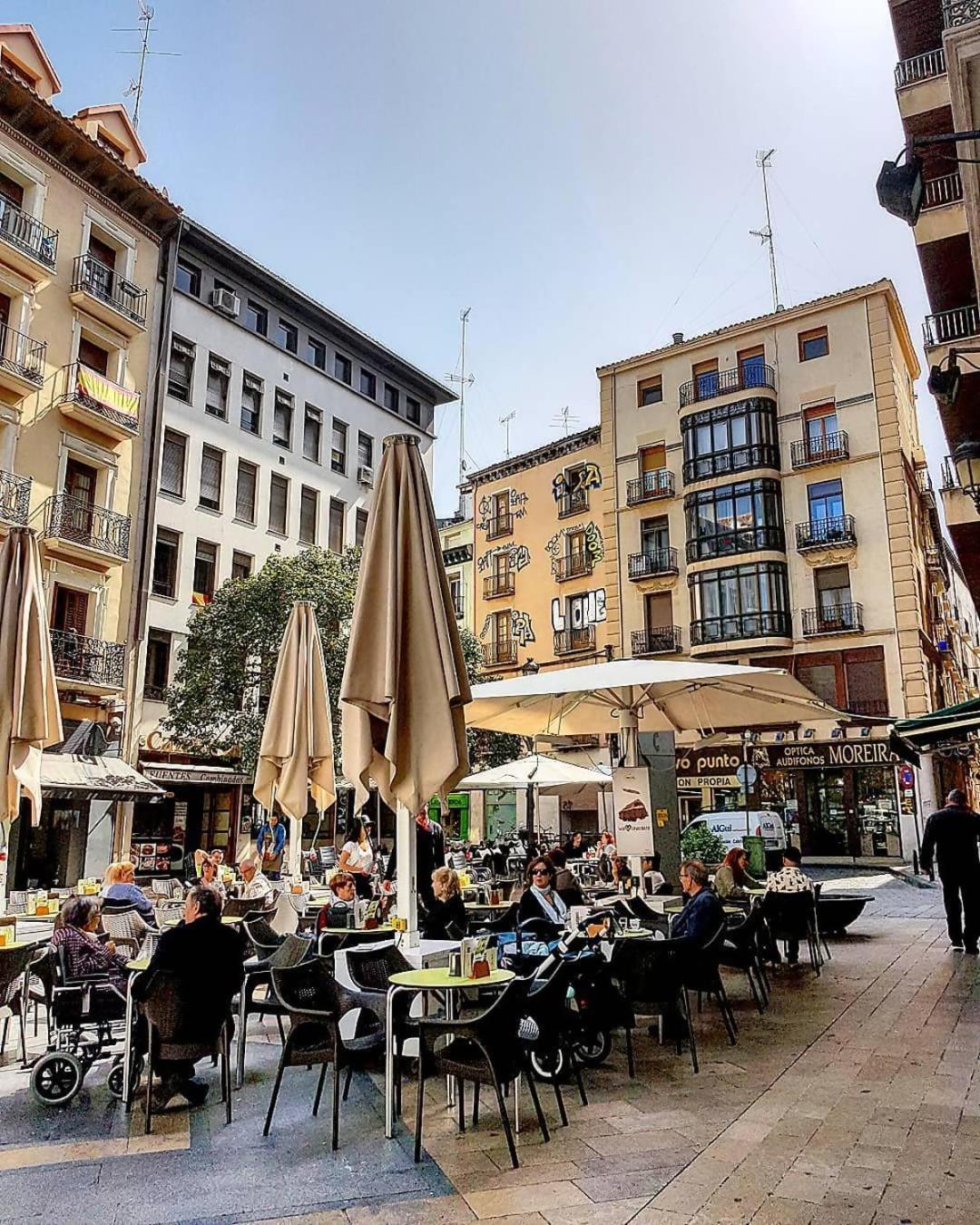 Apartamenticos Plaza Sas I Zaragoza Kültér fotó